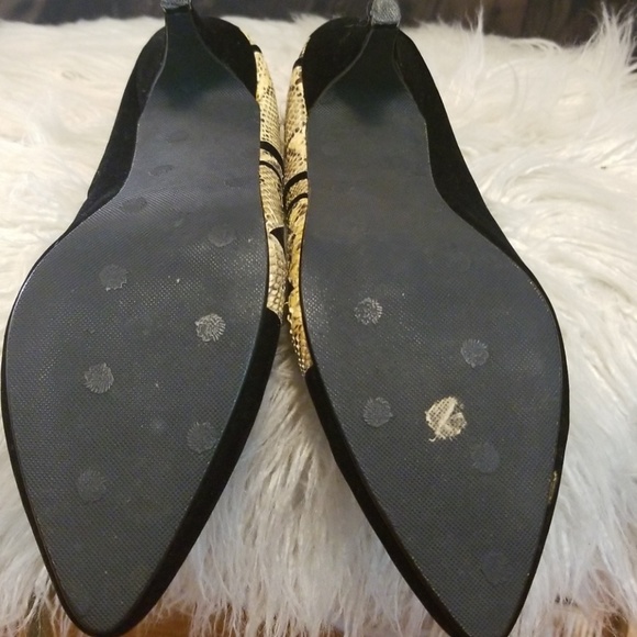 {vintage} Black velvet heels/snake ornamentation - Picture 6 of 8
